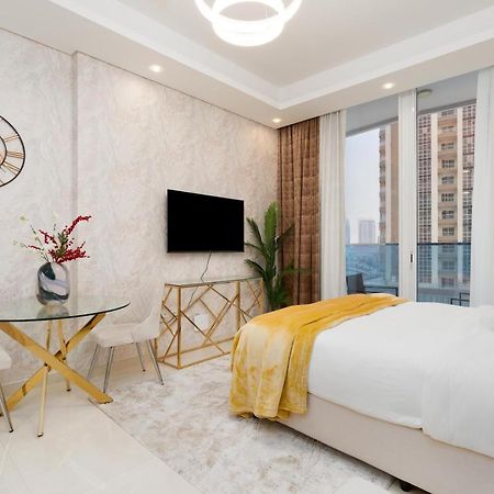 Exclusive Globalstay Apartments In Business Bay Free Parking & More! 迪拜 外观 照片